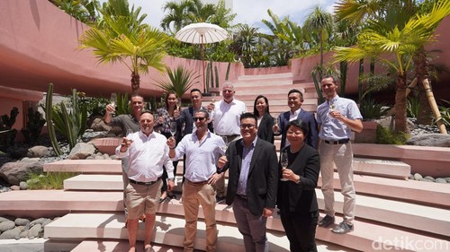 Penandatanganan kerja sama TUI Blue-The Luc, di The Luc Berawa Bali, Desa Tibubeneng, Kecamatan Kuta Utara, Badung, Jumat (8/12/2023).