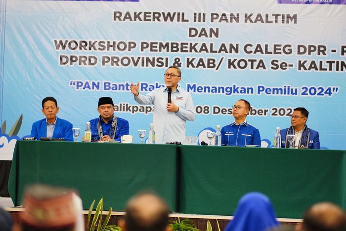 Hal ini disampaikannya saat Rakerwil III PAN Kaltim dan Workshop Pembekalan Caleg DPR RI, DPRD Provinsi, Kabupaten/Kota Se-Kaltim di Hotel Gran Senyiur, Balikpapan, Kalimantan Timur, Jumat (8/12/2023).