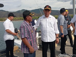 Muhadjir Effendy Kunjungi Pulau Komodo, Warga Mengeluh Susah Sinyal