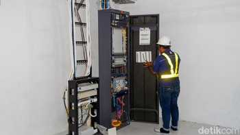 Adapun proyek 8A dari Manado hingga Tobelo ini memiliki kabel fiber optik sepanjang 998 Km dengan detail 965 Km kabel fiber optik submarine dan 33 km kabel fiber optik terrestrial dengan kekuatan bandwidthnya sekitar 100 Gbps.