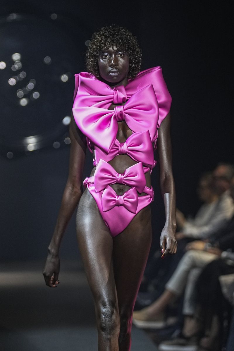 A model wears a creation for the Viktor & Rolf Haute Couture Fall/winter 2023-2024 fashion collection presented in Paris, Wednesday, July 5, 2023. (AP Photo/Michel Euler)