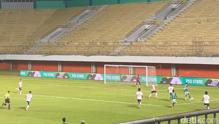 PSS Sleman vs RANS Nusantara FC.