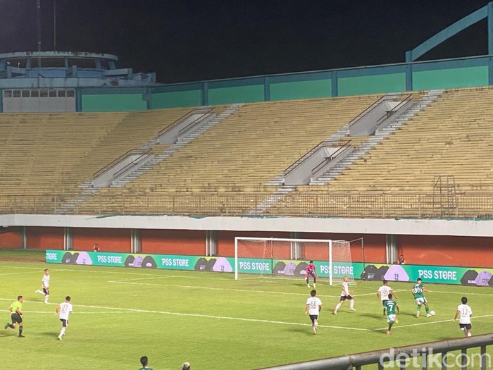 PSS Sleman vs RANS Nusantara FC.