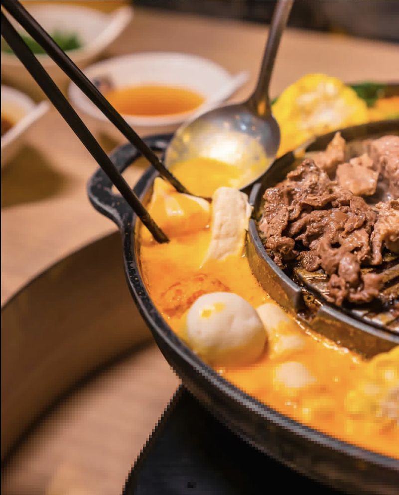Kitamura shabu-shabu juga menawarkan paket makan shabu-shabu AYCE seharga Rp 99 ribuan saja.