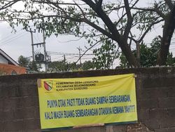 Spanduk Jangan Buang Sampah Sembarangan yang Nggak Biasa, Pake Disumpahin