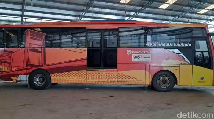 Teman Bus stop beroperasi 200 karyawan dirumahkan