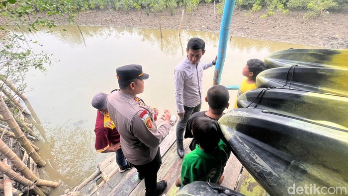 Temuan potongan payudara di rawa-rawa Surabaya