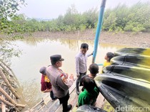 Dugaan Asal Payudara Terbungkus Plastik di Rawa-rawa Surabaya