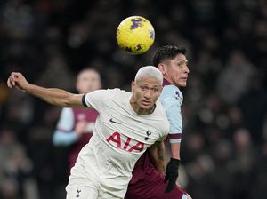 Tottenham Gagal Menang Lagi, Ukir Rekor Pahit