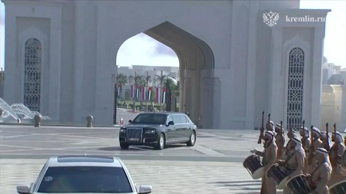A limousine carrying Russian President Vladimir Putin arrives at Qasr Al Watan, Abu Dhabi, United Arab Emirates December 6, 2023, in this still image taken from video. Kremlin.ru/Handout via REUTERS ATTENTION EDITORS - THIS IMAGE WAS PROVIDED BY A THIRD PARTY. MANDATORY CREDIT.