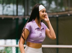 7 Potret Anya Geraldine Main Tenis Bareng Luna Maya, Body Goals Bikin Salfok