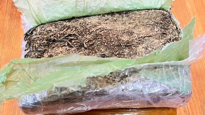 Barang bukti ganja 3 Kg
