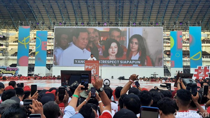 Capres Prabowo Subianto di HUT PSI Semarang Capres Prabowo Subianto di HUT PSI Semarang, Sabtu (9/12/2023)