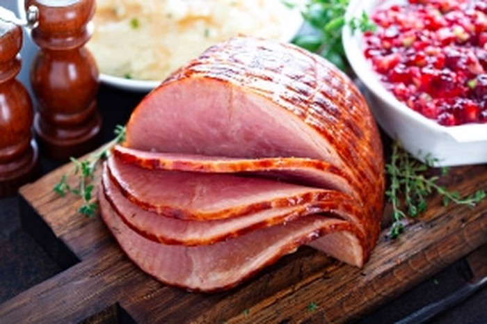 Daging ham khas Natal di Firlandia. (iStock)