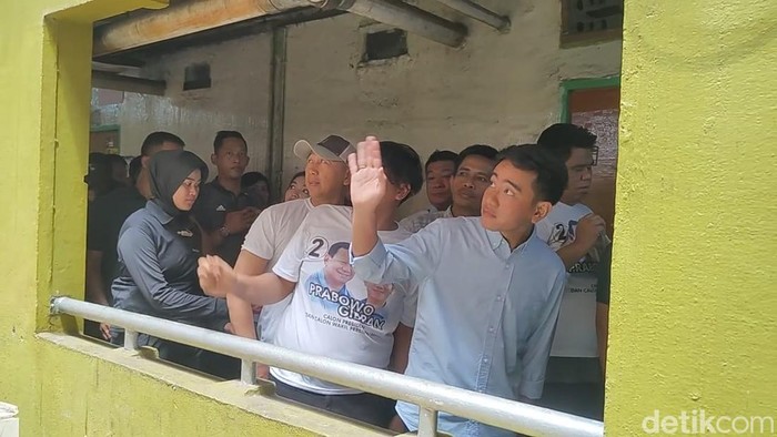 Gibran saat menyambangi Rusun Cilincing (Fadil/detikcom)