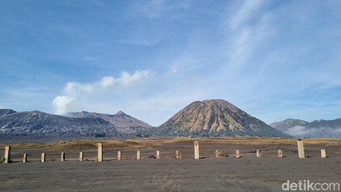 Panorama kawasan di Gunung Bromo.