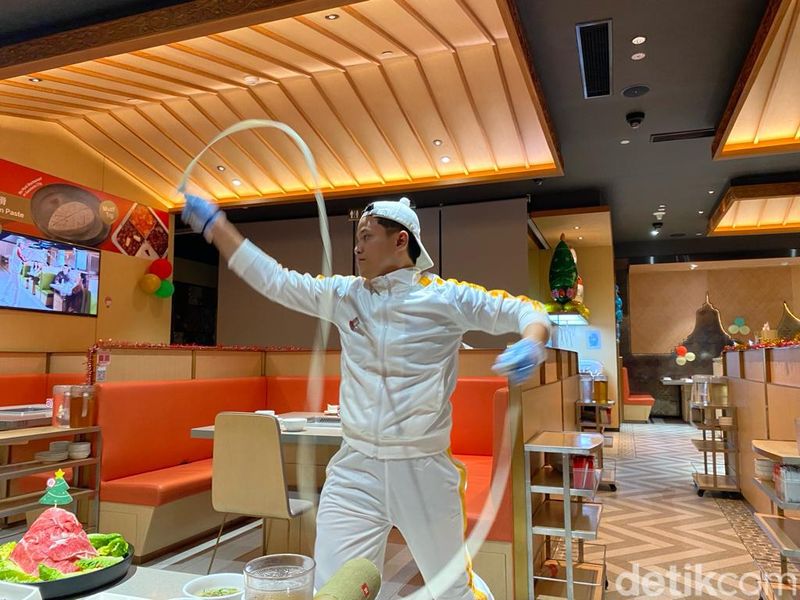 Haidilao Hot Pot Indonesia cabang Gandaria City