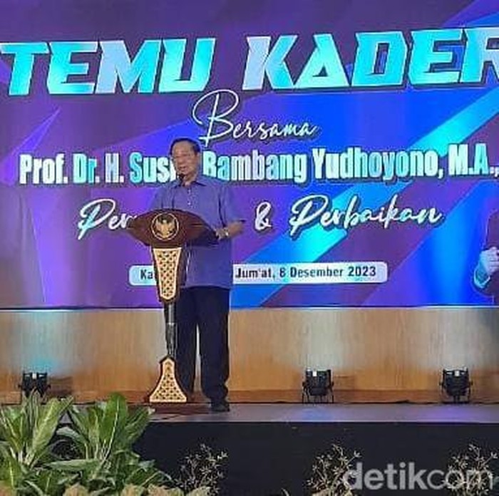 Ketua Majelis Tinggi Partai Demokrat (PD) Susilo Bambang Yudhoyono (SBY)