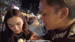 Keseruan Mahalini saat Wisata Kuliner di Thailand bareng Rizky Febian