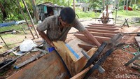 detikcom bersama Bakti Kominfo mengadakan program Tapal Batas mengulas perkembangan ekonomi, wisata, infrastruktur, wisata, dan teknologi di wilayah 3T setelah adanya jaringan internet di beberapa wilayah terdepan Indonesia. Untuk mengetahui informasi dari program ini ikuti terus berita tentang Tapal Batas di tapalbatas.detik.com.