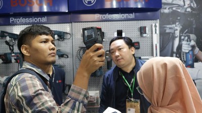 Mengunjungi Manufacturing Expo 2023