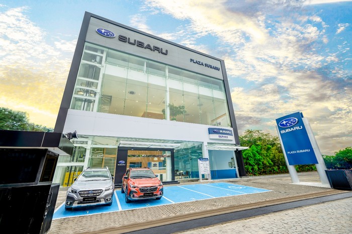 Plaza Subaru Bandung