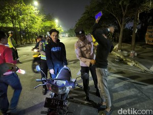 2 Pemuda Buang Sabu-sabu Saat Terjaring Razia di Benowo