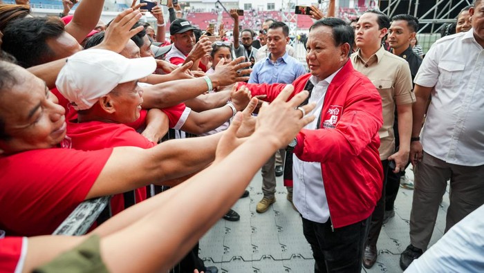 Partai Solidaritas Indonesia (PSI) merayakan hari ulang tahun ke-9 di Stadion Jatidiri, Semarang, Jawa Tengah.