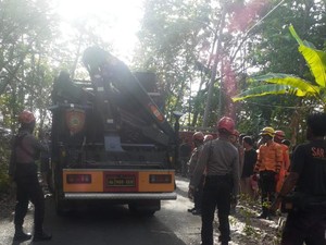Petaka Kecelakaan Maut Rombongan Piknik Asal Surabaya di Cinomati