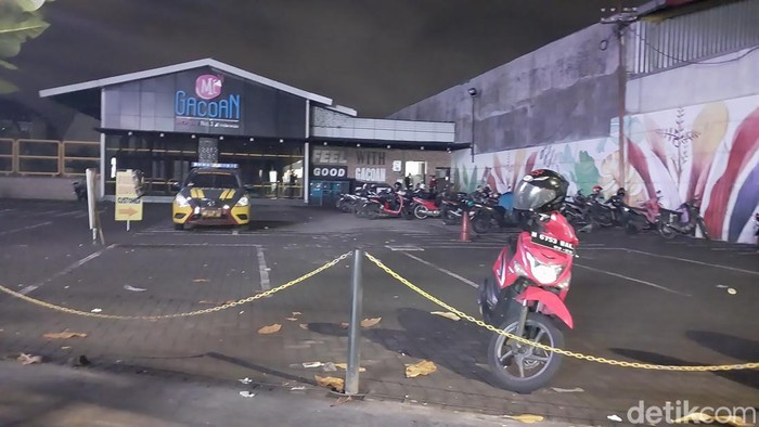 Situasi setelah keributan jukir dan pengunjung di Mie Gacoan Kecamatan Lowokwaru, Kota Malang.