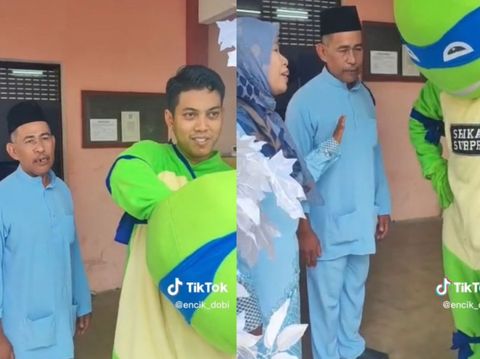 Video tentang seorang pria yang hadir ke acara pernikahan mantannya dengan memakai kostum Ninja Turtles. Video tentang seorang pria yang hadir ke acara pernikahan mantannya dengan memakai kostum Ninja Turtles.