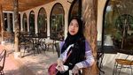 Adiba Khanza, Putri Mendiang Uje yang Hobi Ngopi di Kafe