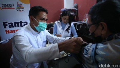 Aksi Sosial TKN Fanta Lintas Agama di Gereja Jakarta