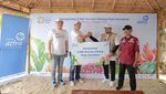 Aksi Tanam 5.000 Bibit Terumbu Karang di Pulau Samalona Makassar