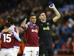 Villa berada di atasnya Manchester City (unggul dua poin). Villa hanya berjarak satu poin dari Arsenal di atasnya dan cuma dua poin dari Liverpool di posisi puncak (Reuters)