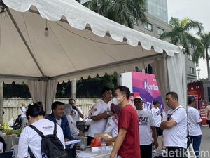 Ragam Komentar Warga Urus Pindah Lokasi Memilih di Booth KPU di CFD