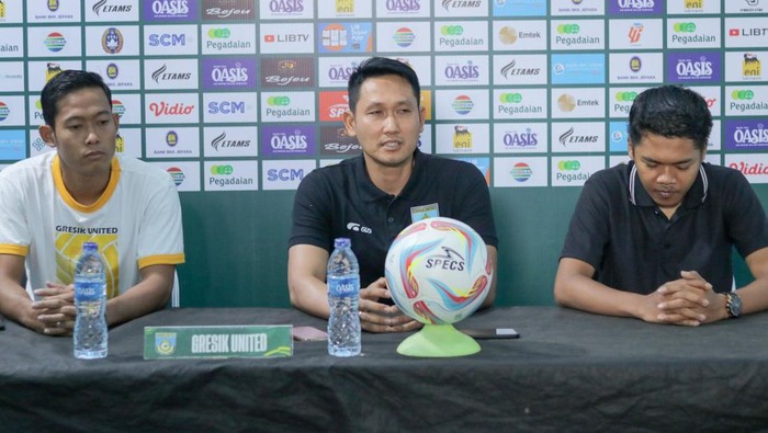 Press conference Gresik United sebelum melawan Persijap Jepara