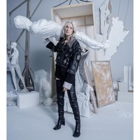 Zara pun tak luput dari kecaman sampai terancam diboikot setelah merilis kampanye koleksi busana terbarunya. Brand asal Spanyol ini dituding mengeksploitasi kondisi perang di Gaza untuk materi promo tersebut. (Foto: Dok. Zara)