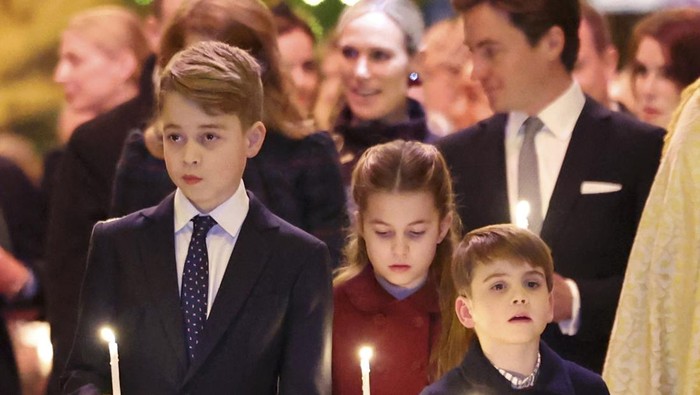 Britains Kate, Princess of Wales, with her children Princess Charlotte and Prince Louis attend the Together At Christmas carol service at Westminster Abbey in London, Friday, Dec. 8, 2023. Spearheaded by The Princess of Wales and supported by The Royal Foundation, the service is a moment to bring people together at Christmas time and recognise those who have gone above and beyond to help others throughout the year. (Chris Jackson/Pool via AP)