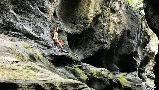 Ngarai Hidden Canyon Beji Guwang beralamat di Banjar Wangbung, Jalan Garuda Wisnu, Guwang, Kecamatan Sukawati, Kabupaten Gianyar, Bali. (Dok. hiddencanyonbejiguwang.com)