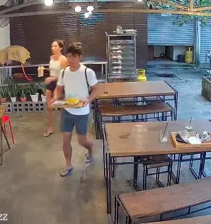 Pemilik Resto Ini Puji Pengunjung yang Bersihkan Meja Orang Lain