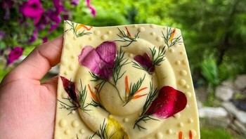 Kue Natal buat lomba dengan tema liburan. Foto: Boredpanda