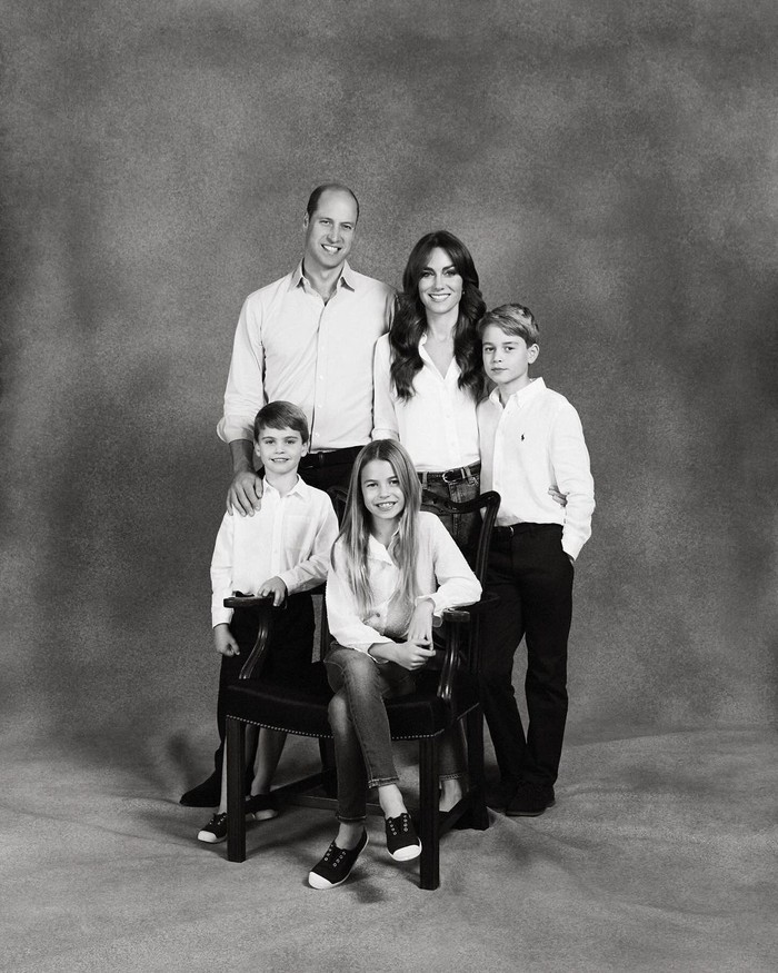 Potret Natal Keluarga Kate Middleton dan Pangeran William