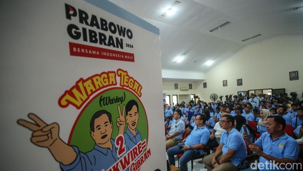 Potret Relawan Warteg Deklarasi Dukung Prabowo-Gibran