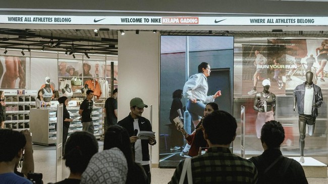 Nike store outlet kelapa gading