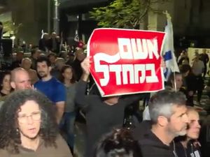 Warga Israel Demo Ingin Perang Dihentikan, Desak Netanyahu Dipenjara
