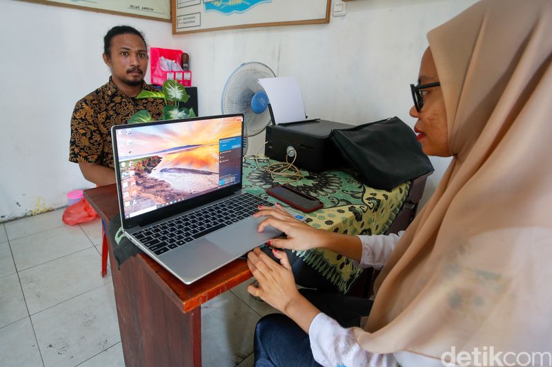 Tak Hanya Layanan Pemdes, WiFi di Desa Gorua Bantu Anak SD Kerjakan PR