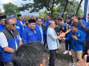 Zulkifli Hasan Mengaku Iri Jokowi Bangun NTB Melebihi Lampung