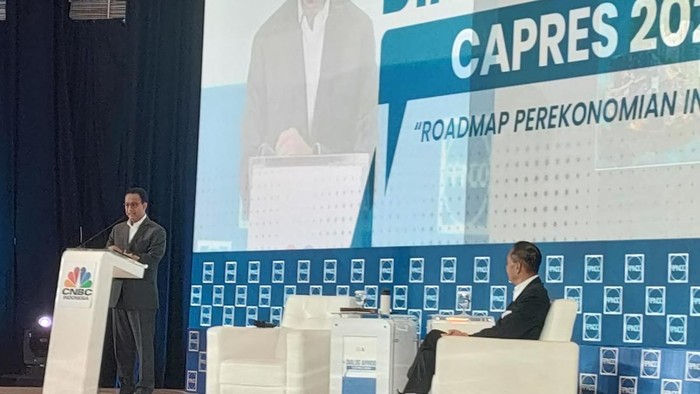 Anies Baswedan di Dialog Apindo Capres 2024, Ballroom Menara Bank Mega, Jakarta Selatan, Senin (11/12/2023).