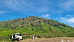 Bromo Kembali Hijau